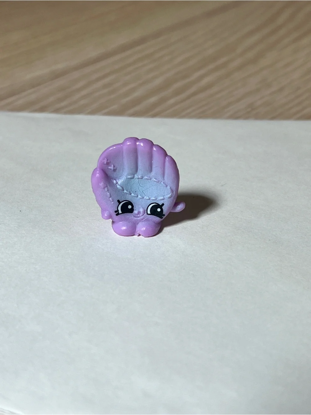 LOT of authentic Shopkins + cutie car